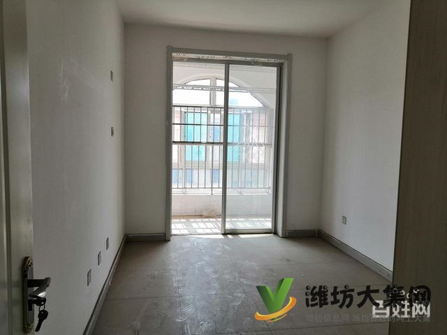 福滿園上下復式，精裝未住，四室兩廳帶倉庫